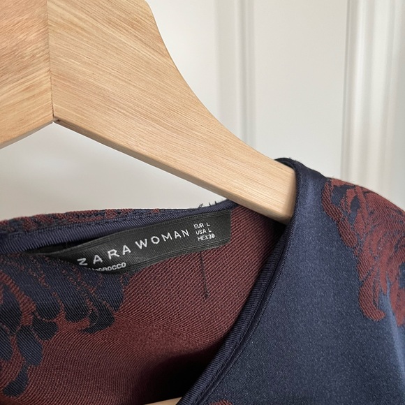 Zara Navy and Burgundy/ Brown Brocade Top - Picture 2 of 8